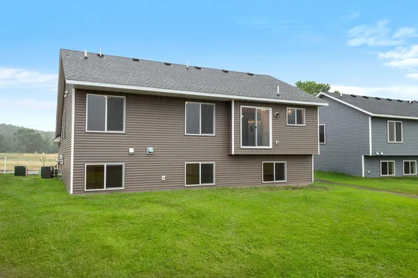 $394,850 | 337 Ridge Road, Le Sueur, MN 56058