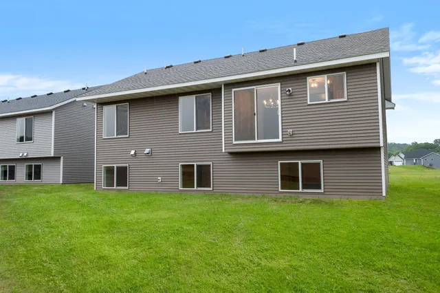 $399,850 | 337 Ridge Road, Le Sueur, MN 56058