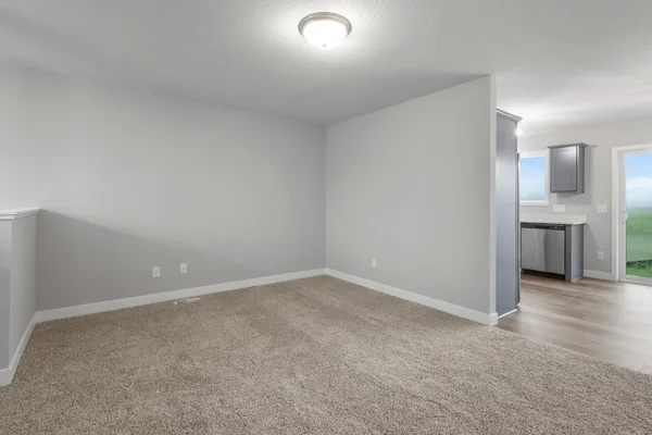 $394,850 | 337 Ridge Road, Le Sueur, MN 56058