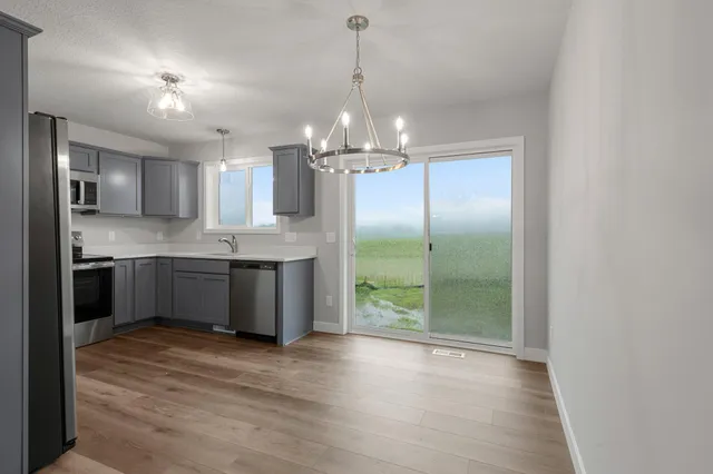 $399,850 | 337 Ridge Road, Le Sueur, MN 56058