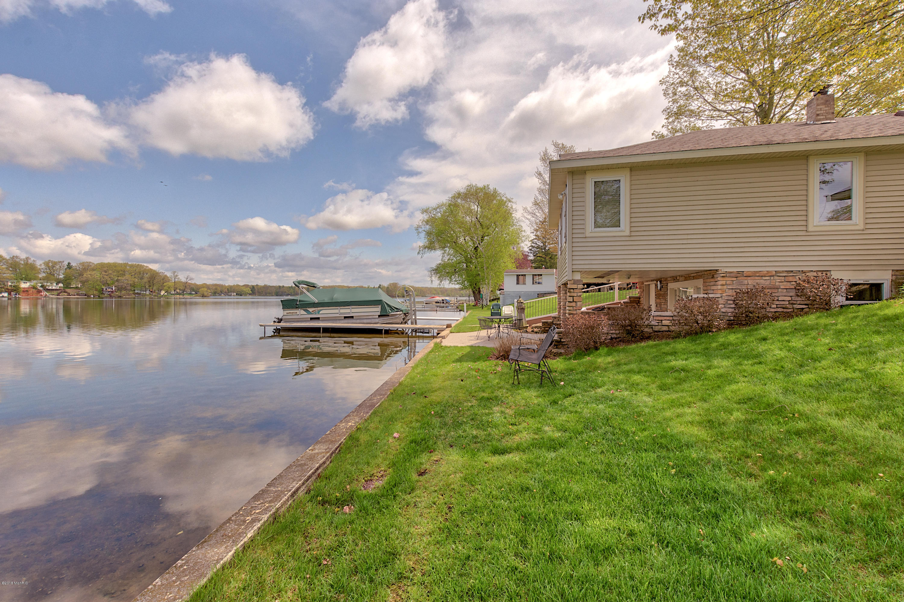 6124 Cutler Road Lakeview, MI 48850 - Photo 29 of 38 31 Lakeside of Home
