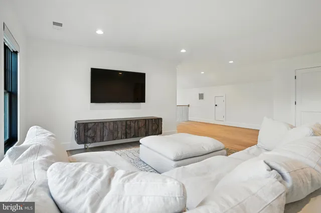 $5,200,000 | 1111 Ingleside Avenue, McLean, VA 22101