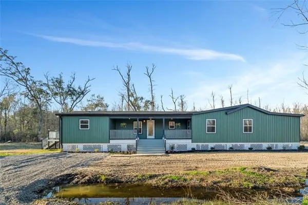 $349,000 | 12401 Willow Drive, New Orleans, LA 70131