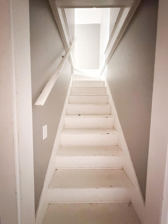 1211 Piper Road West Springfield, MA 01089 - Photo 18 of 25 Gallery Image 18
