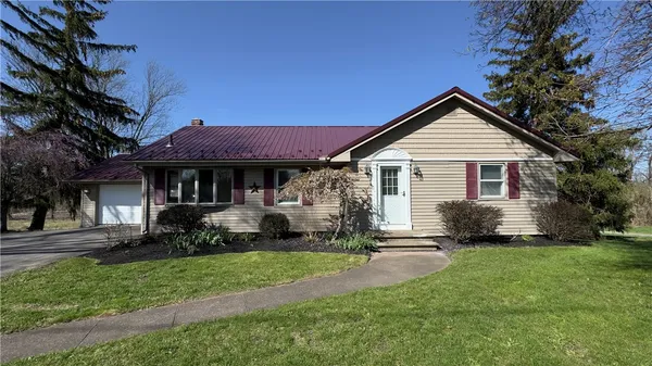 $224,900 | 5360 West Ridge Road, Parma, NY 14559