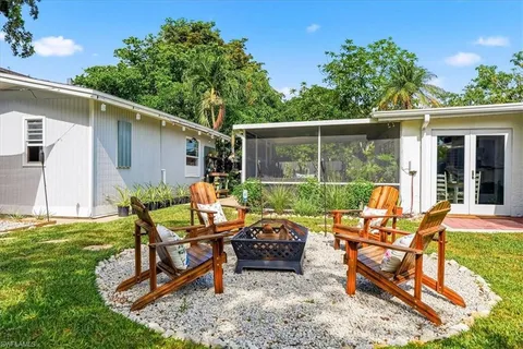 $515,000 | 3880 Estey Avenue, Naples, FL 34104