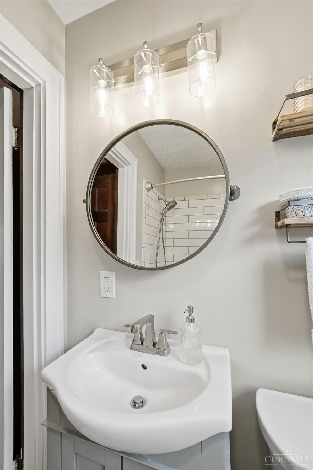 3806 Brotherton Road Cincinnati, OH 45209 - Photo 23 of 38 Gallery Image 23