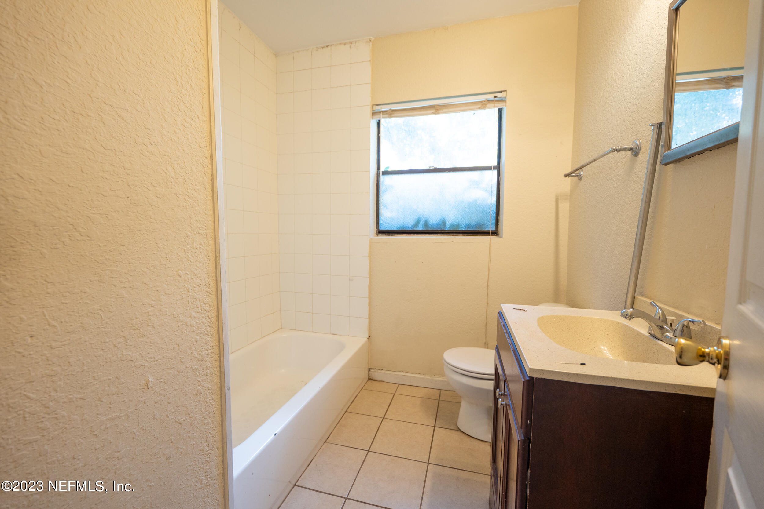 5864 Ransom Street Jacksonville, FL 32211 - Photo 19 of 23 momentum realty-105