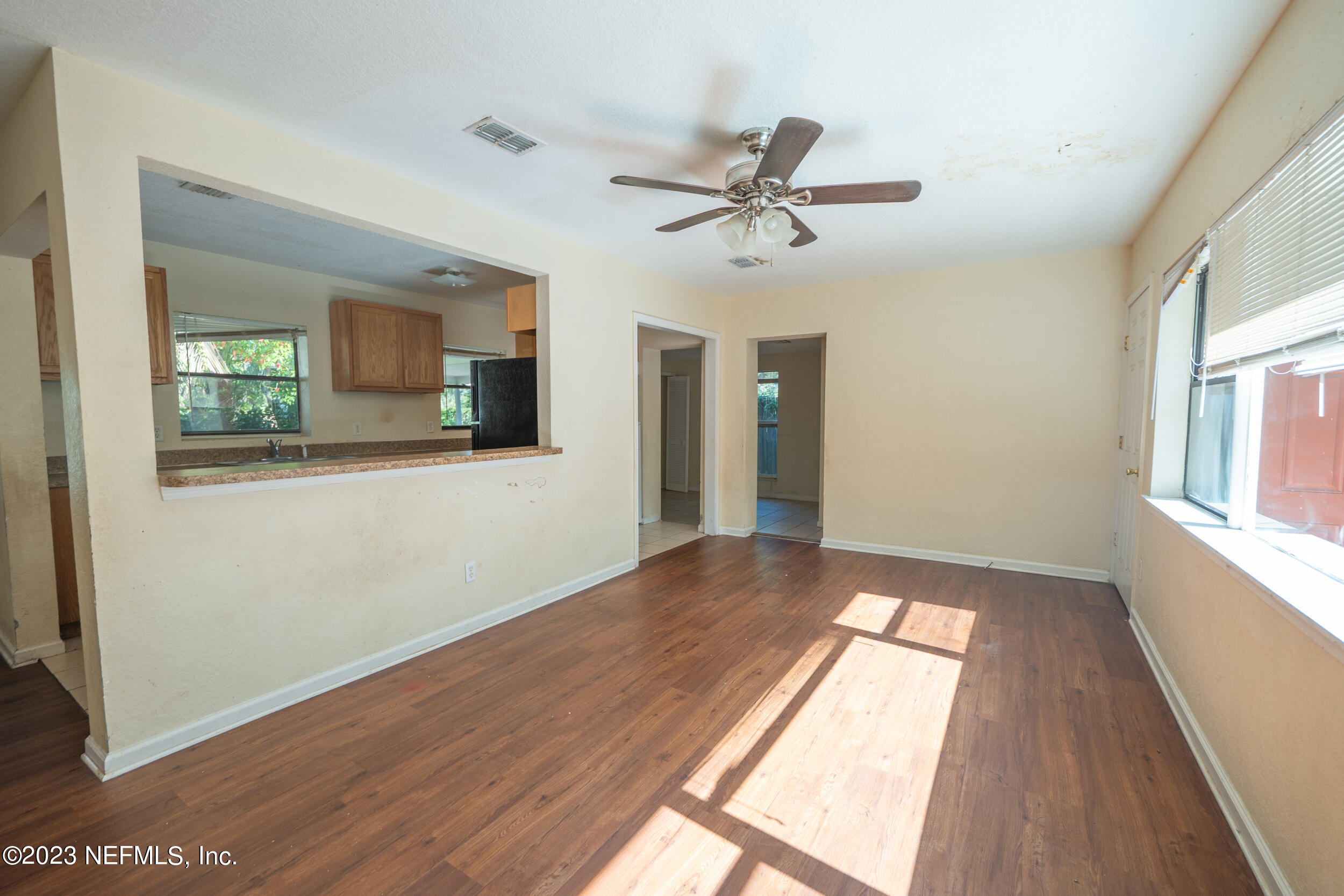 5864 Ransom Street Jacksonville, FL 32211 - Photo 4 of 23 momentum realty-103