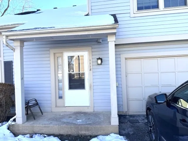 $310,000 | 1108 North Knollwood Drive, Palatine, IL 60067