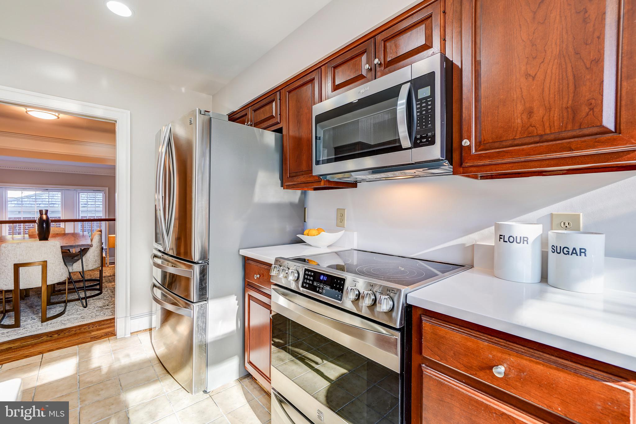 8006 Quarry Ridge Way Bethesda, MD 20817 - Photo 11 of 35
