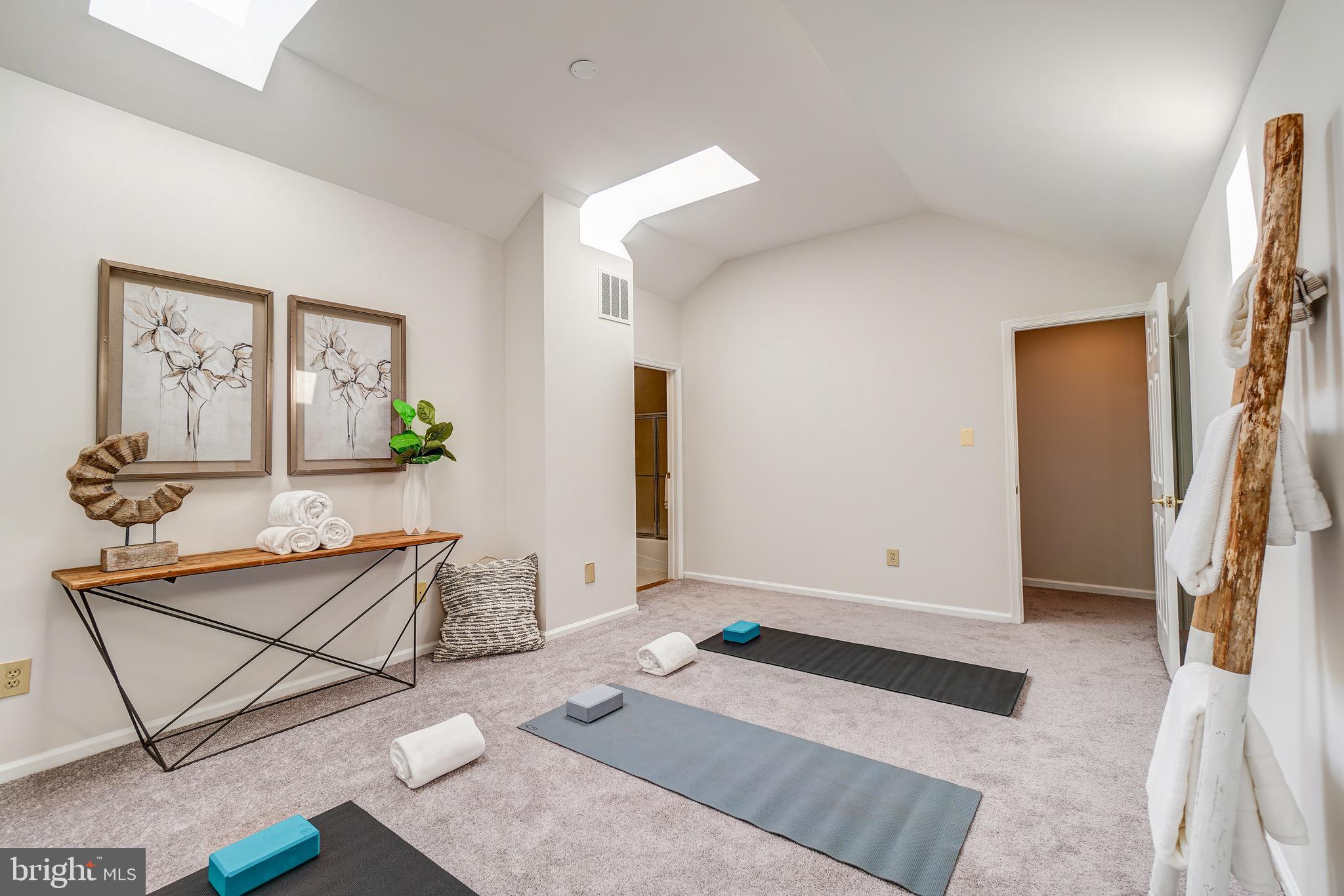 8006 Quarry Ridge Way Bethesda, MD 20817 - Photo 26 of 35