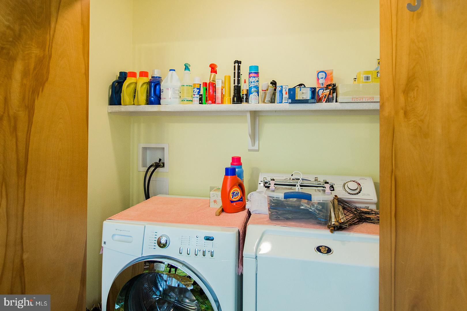 38 Heritage Road Akron, PA 17501 - Photo 22 of 38 First Floor Laundry off Dining Area W/D Stay