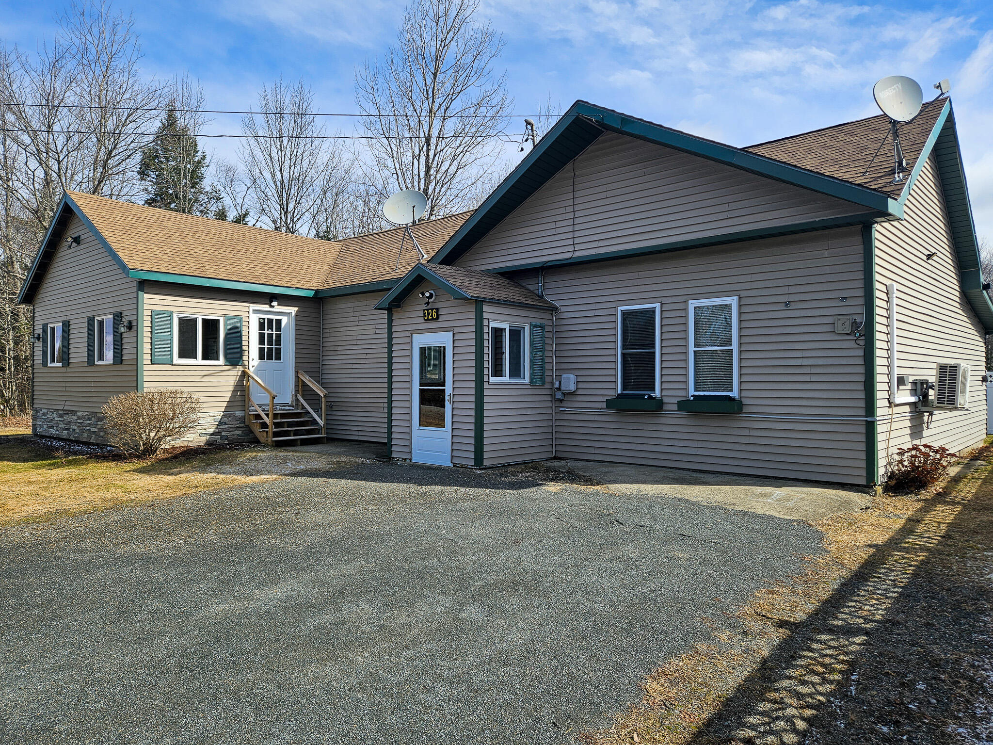 326 Turnpike Road Medway, ME 04460 - Photo 4 of 27 20240312_111223