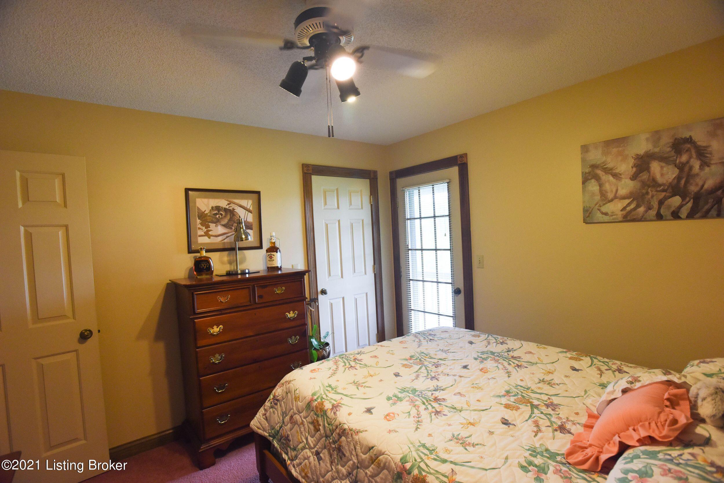 4740 Bloomfield Road Bardstown, KY 40004 - Photo 19 of 76 k-oCYgiA