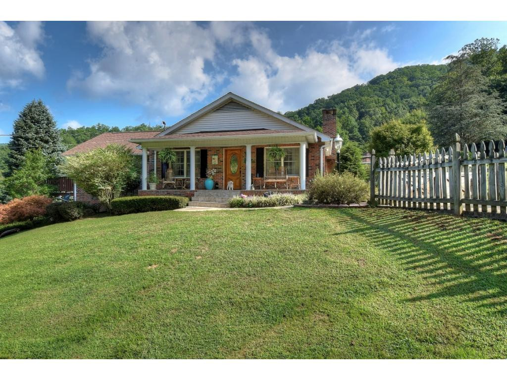 203 Chandler Cove Road Erwin, TN 37650 - Photo 1 of 36 Photo 1