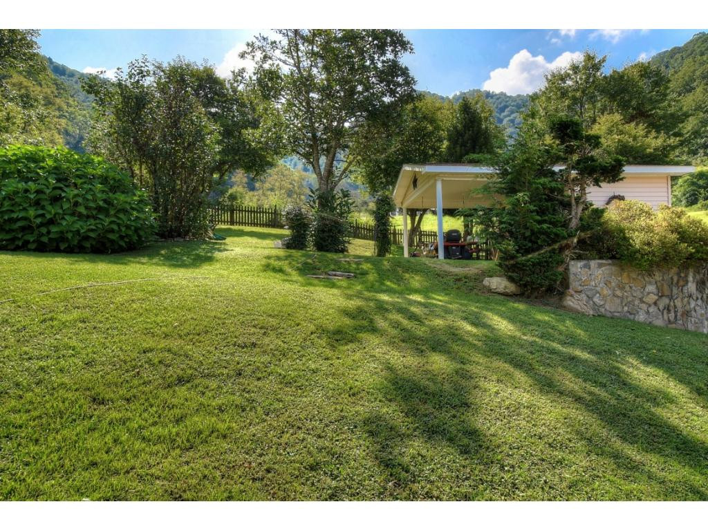 203 Chandler Cove Road Erwin, TN 37650 - Photo 29 of 36 Photo 29