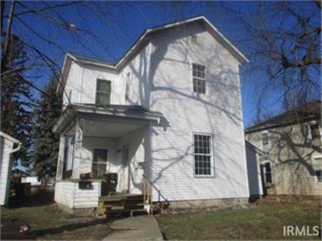 208 North Oak Street Bluffton, IN 46714 - Photo 1 of 16