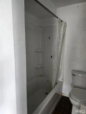 $85,000 | 208 North Oak Street, Bluffton, IN 46714