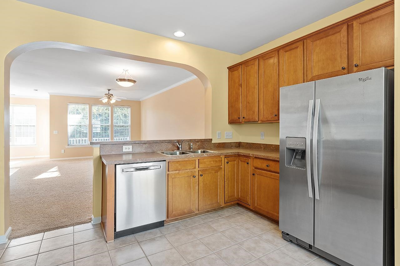 5469 Crescentview Parkway Raleigh, NC 27606 - Photo 11 of 28 Photo 11