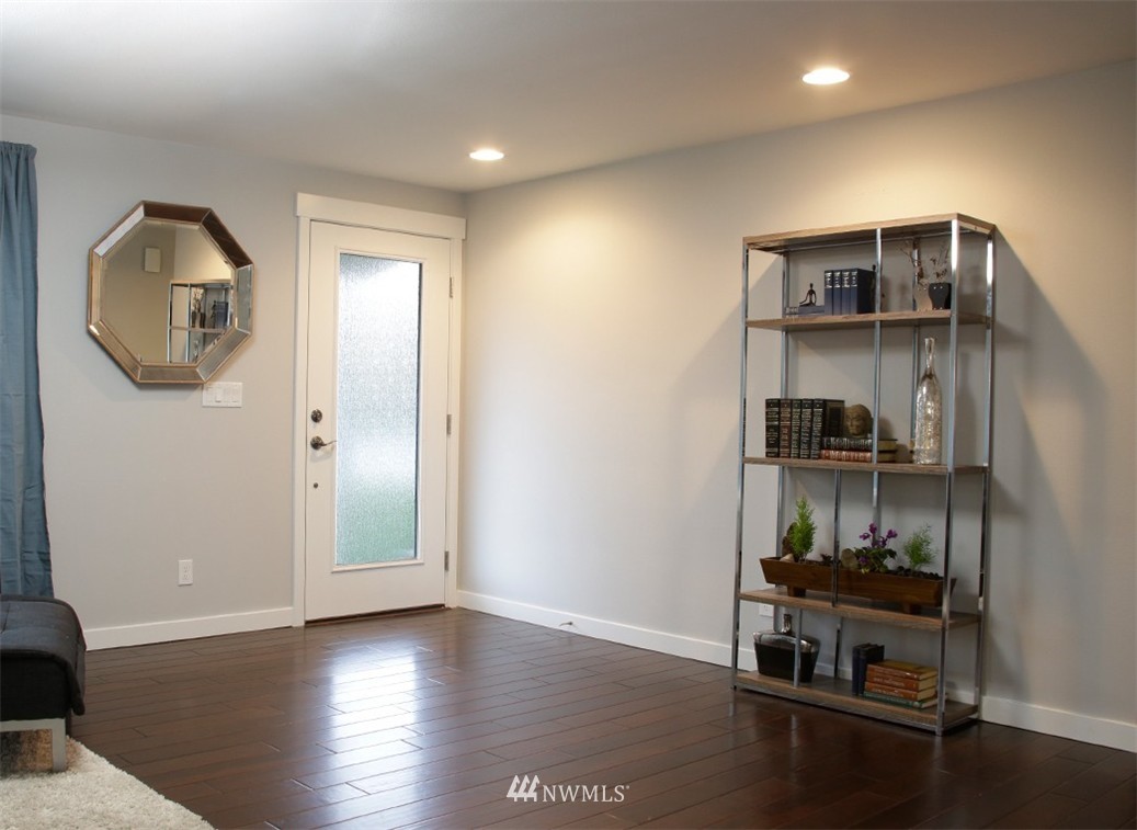3305 Fairfield Road Southeast Tumwater, WA 98501 - Photo 2 of 18 Gallery Image 2