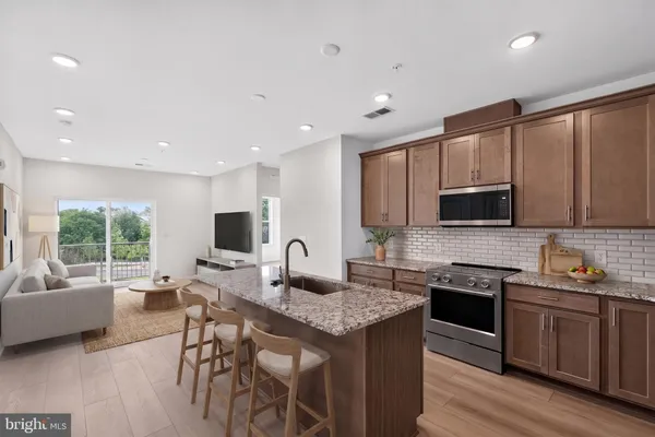 $499,990 | 421 Washington Street, Unit 212, Conshohocken, PA 19428