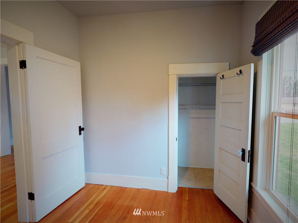 141 3rd Street Port Hadlock, WA 98339 - Photo 13 of 32 Gallery Image 13