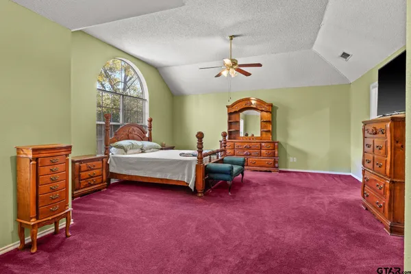 $599,000 | 1227 County Road 3327, Omaha, TX 75571