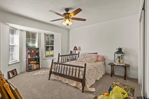 $599,000 | 1227 County Road 3327, Omaha, TX 75571