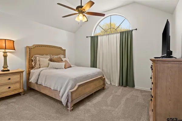 $599,000 | 1227 County Road 3327, Omaha, TX 75571