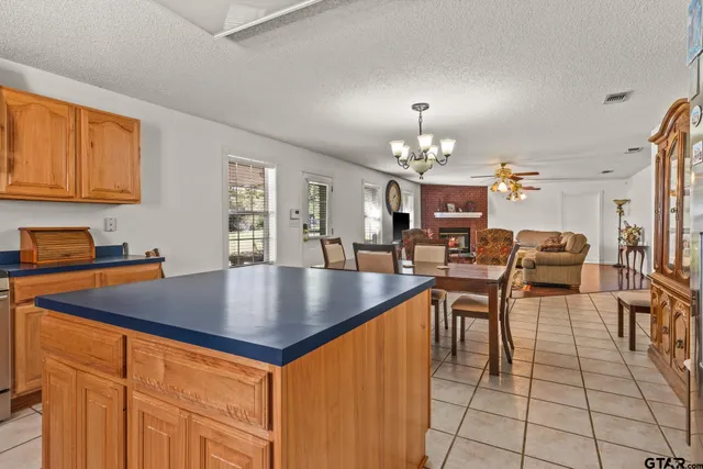 $599,000 | 1227 County Road 3327, Omaha, TX 75571