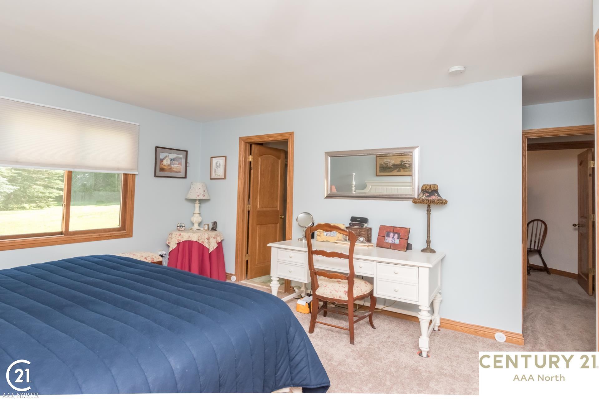 2327 Rochelle Park Drive Rochester Hills, MI 48309 - Photo 33 of 58