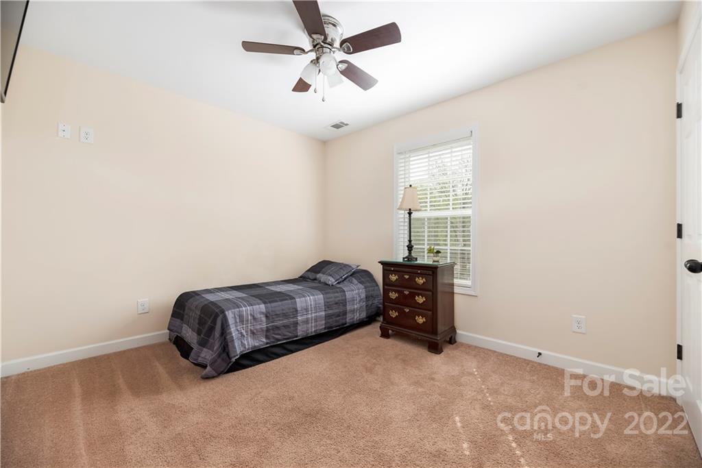 2805 Hart Road Charlotte, NC 28214 - Photo 25 of 45 Gallery Image 25