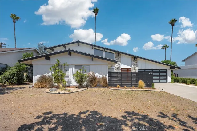 a view of a very nice looking yard
