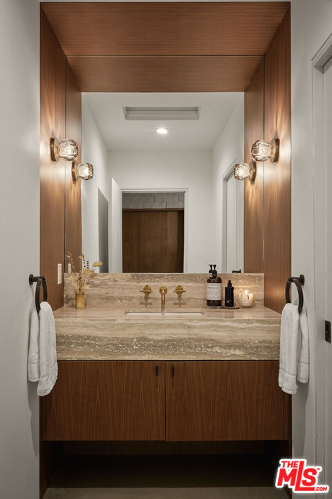 465 Cold Canyon Road Calabasas, CA 91302 - Photo 18 of 34