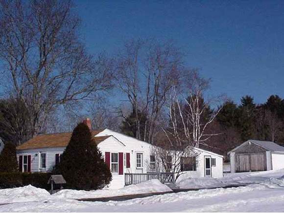 233 Middle Road Tuftonboro, NH 03816 - Photo 1 of 9
