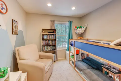 $265,000 | 46 Oak Valley Drive, Cary, IL 60013