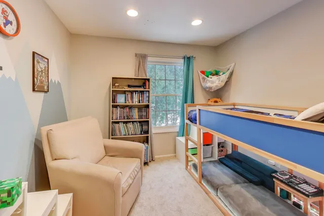 $265,000 | 46 Oak Valley Drive, Cary, IL 60013