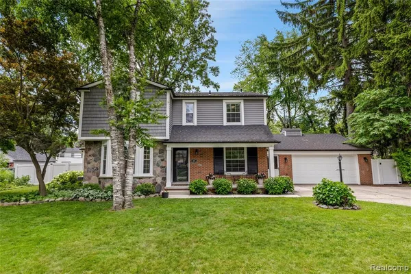 $749,900 | 1615 Earlmont Road, Berkley, MI 48072