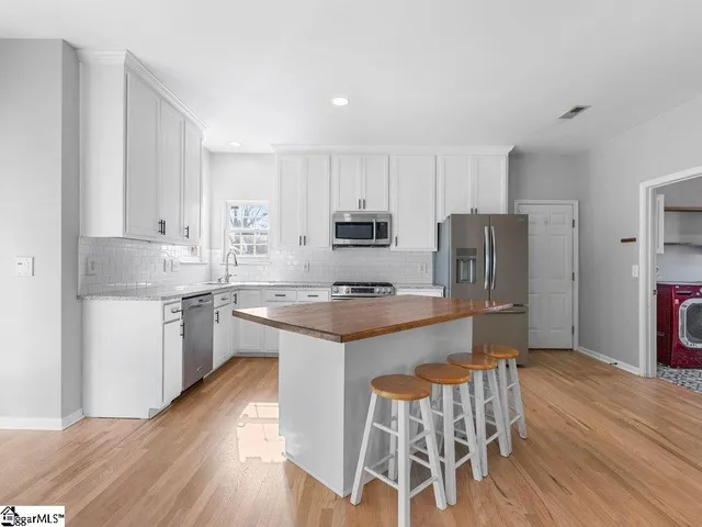 $340,000 | 209 Moncton Place, Simpsonville, SC 29681