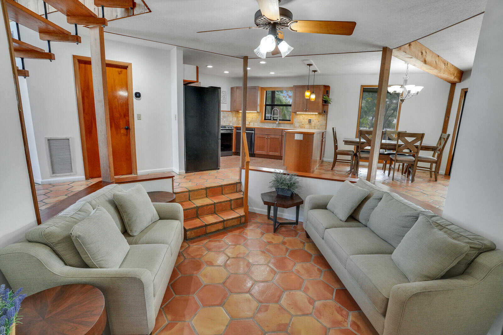 9752 Southeast Highborne Way Hobe Sound, FL 33455 - Photo 11 of 28 37_Image_14_mls