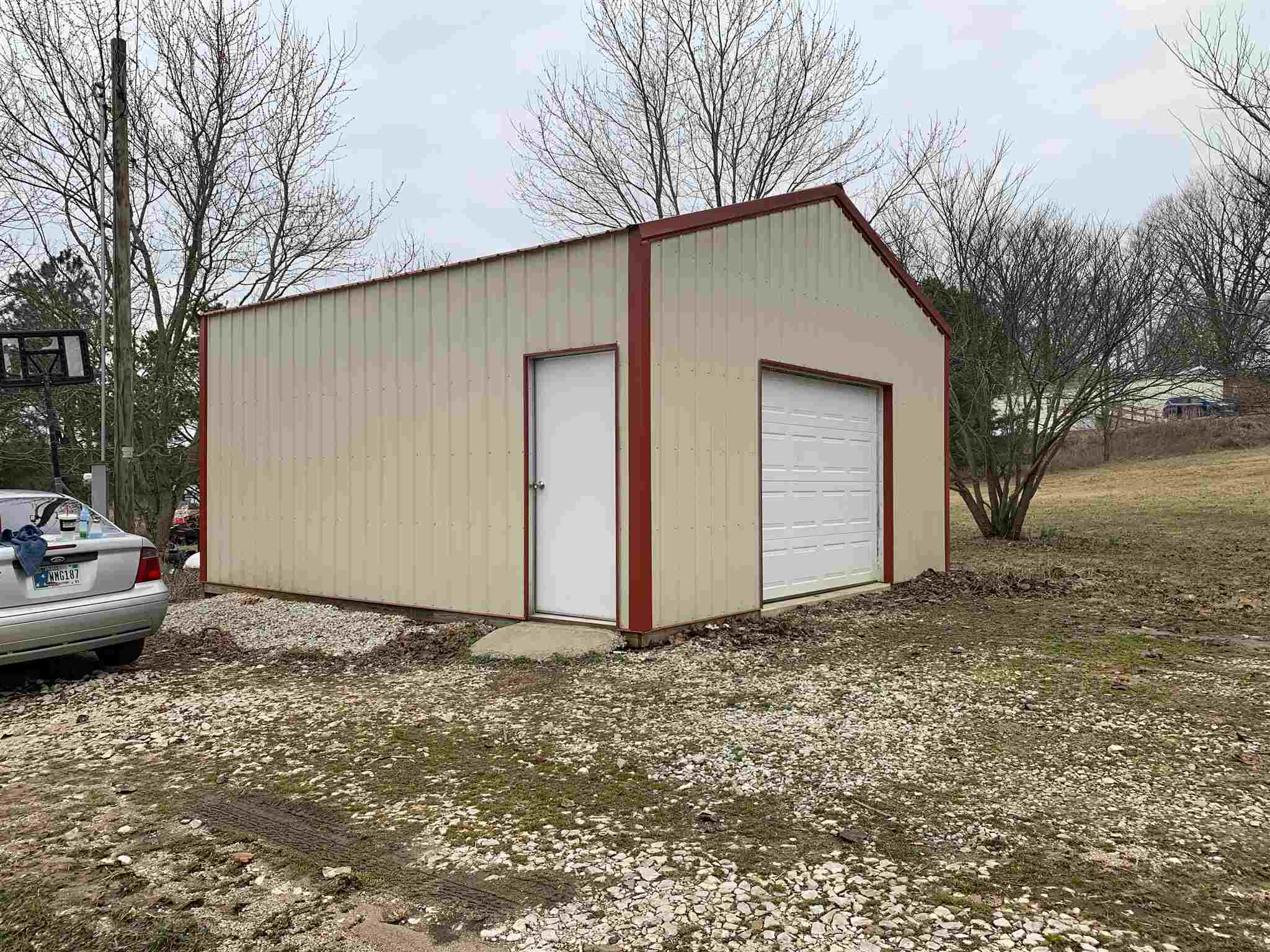 1890 Erie Church Road Bedford, IN 47421 - Photo 2 of 7