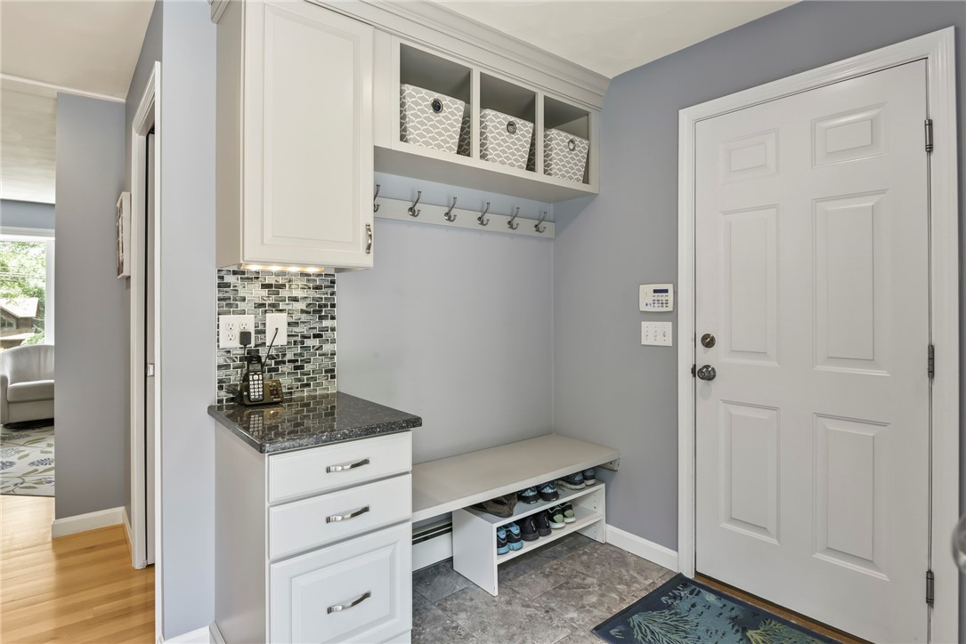 351 Yawgoo Valley Road Exeter, RI 02822 - Photo 13 of 45