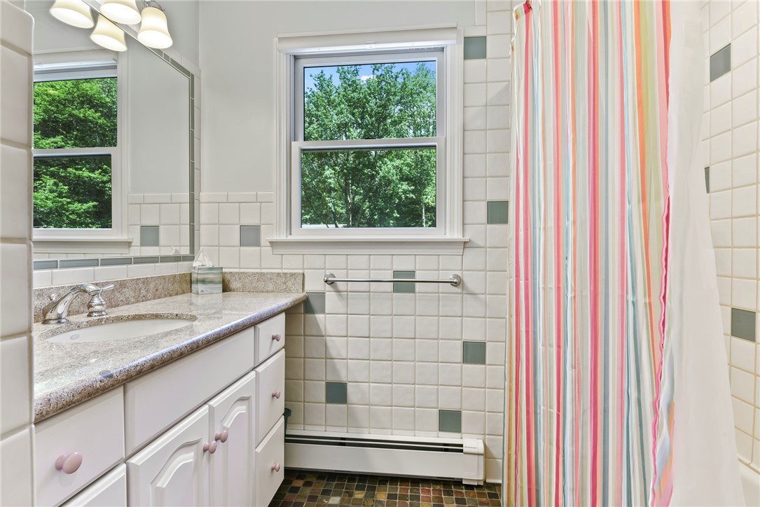 351 Yawgoo Valley Road Exeter, RI 02822 - Photo 28 of 45