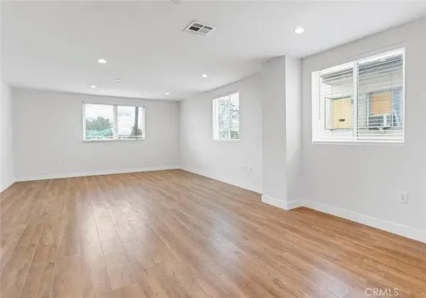 $5,200 | 6419 Lexington Avenue, Los Angeles, CA 90038