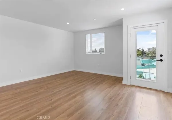 $5,200 | 6419 Lexington Avenue, Los Angeles, CA 90038