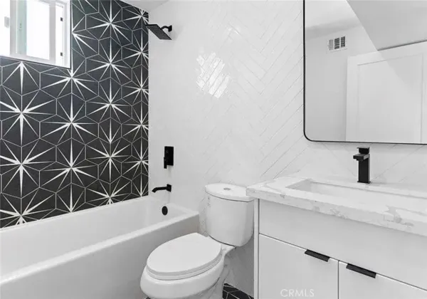 $4,700 | 6419 Lexington Avenue, Los Angeles, CA 90038