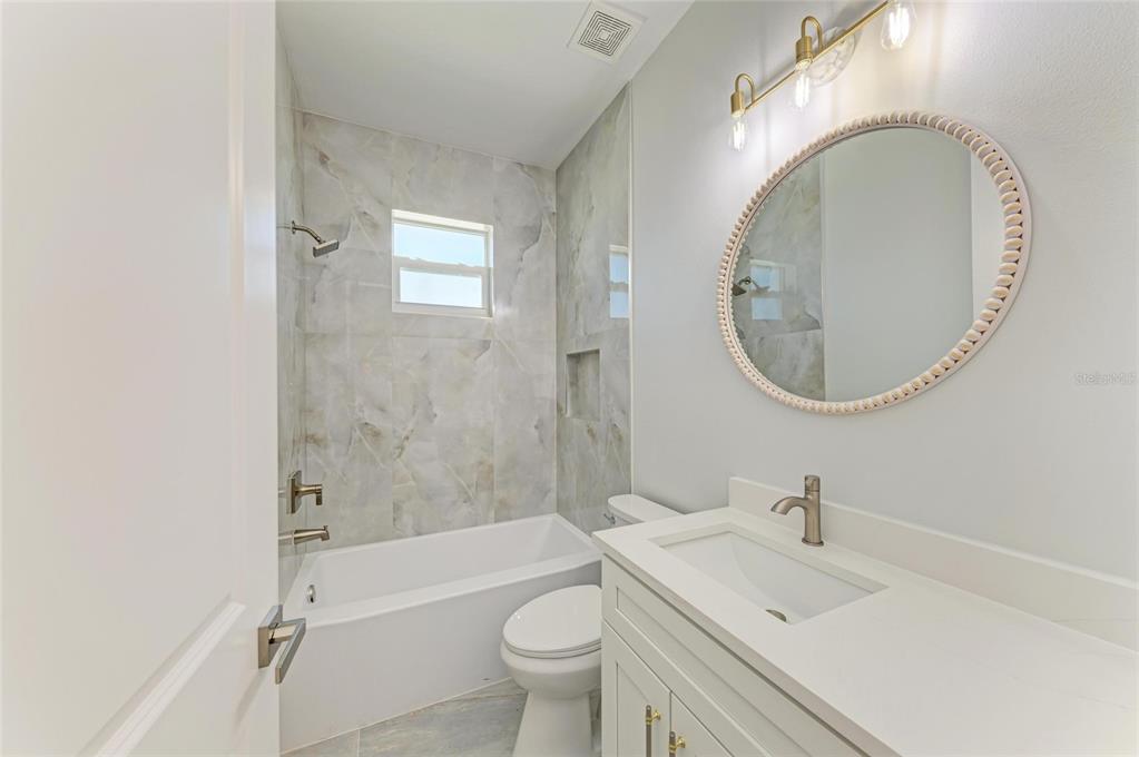 380 Holly Road Venice, FL 34293 - Photo 32 of 42