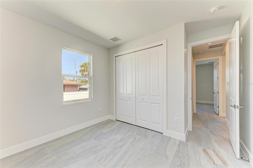 380 Holly Road Venice, FL 34293 - Photo 34 of 42