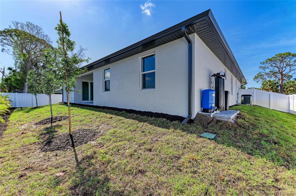 380 Holly Road Venice, FL 34293 - Photo 41 of 42